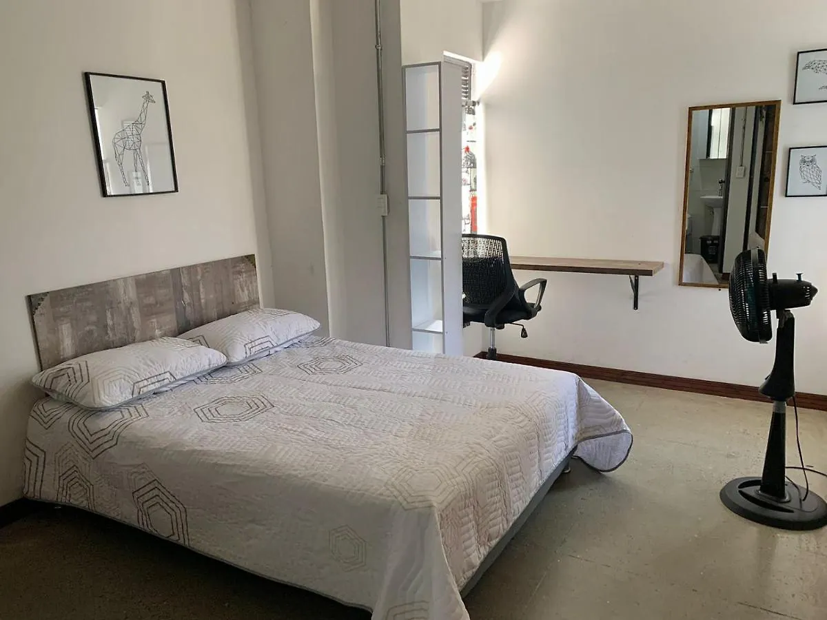 La Curva Apartamentos Cali 0*,  Colombia